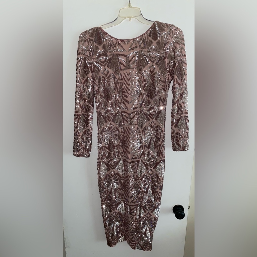 🌹 Dress the Population Emery Long Sleeve Sequin Cocktail, Blush Nude, Dress, XL - Picture 4 of 7